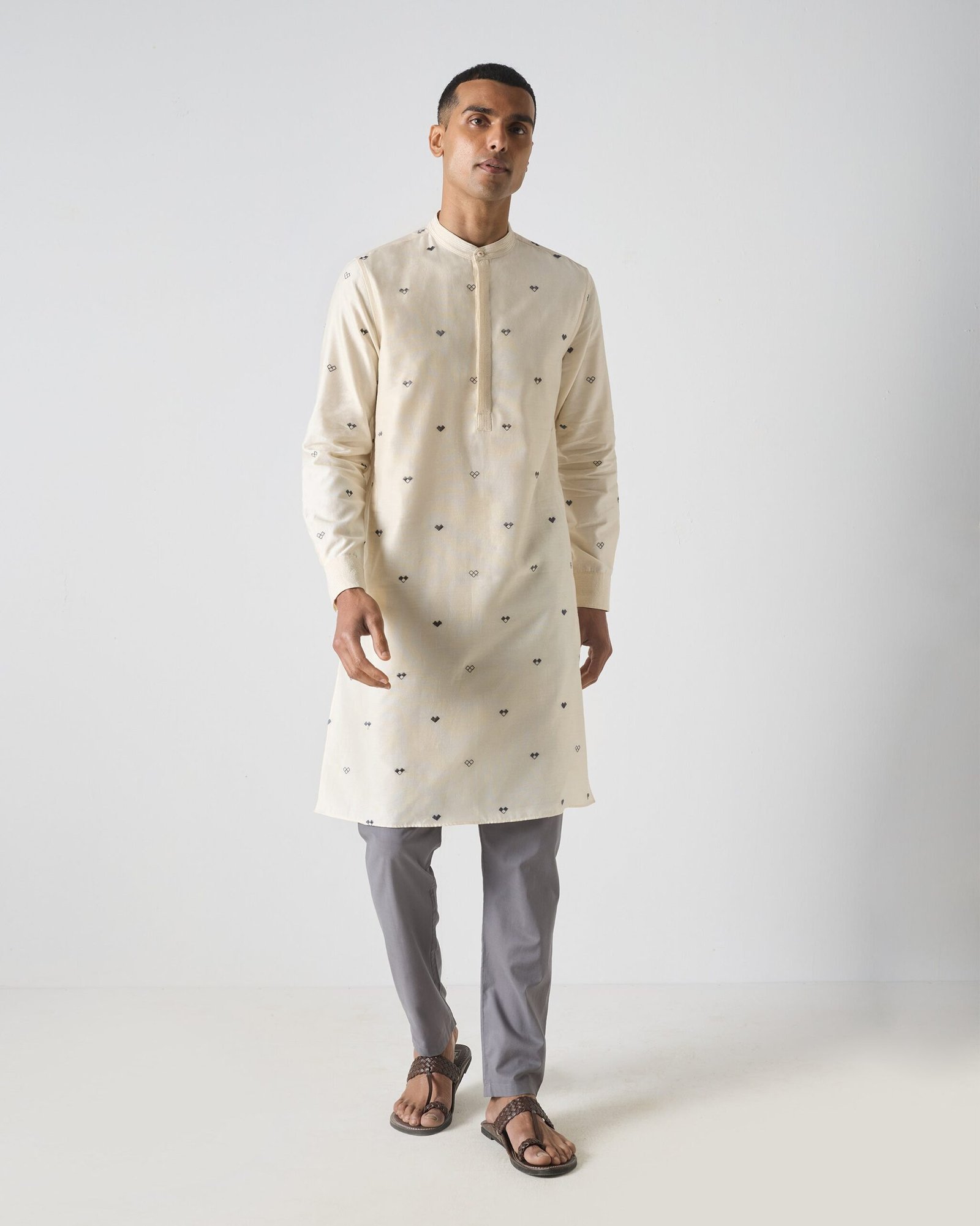 Neckband Kurta - Ivory & Charcoal Embroidered - Image 6