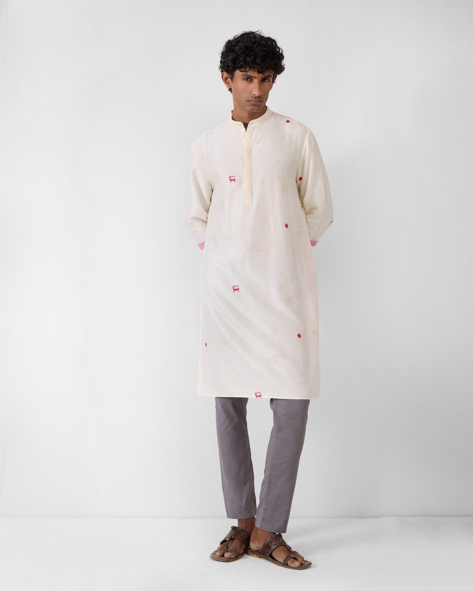 Neckband Kurta - Ivory Embroidered