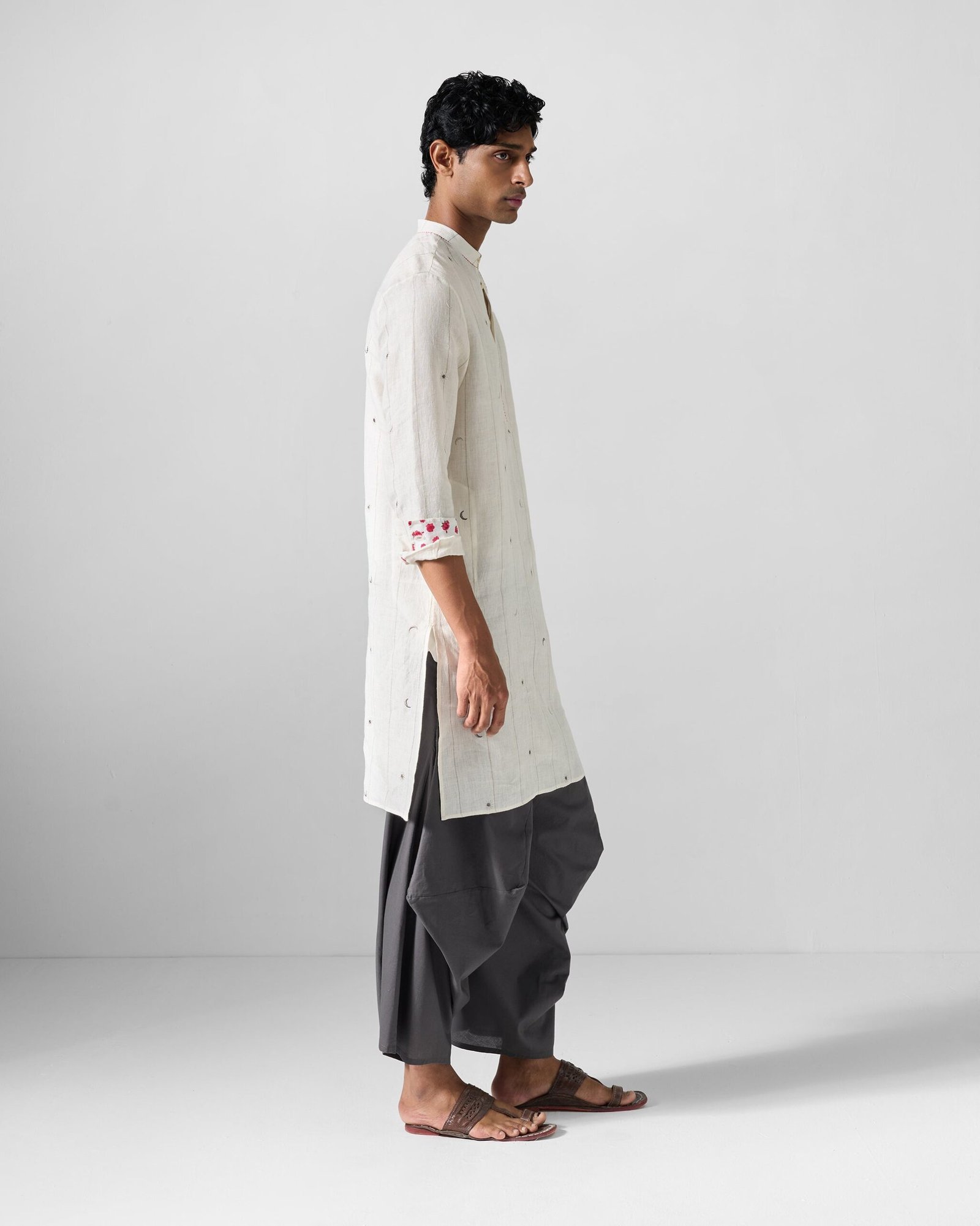 Shaam Kurta - Ivory Embroidered - Image 3