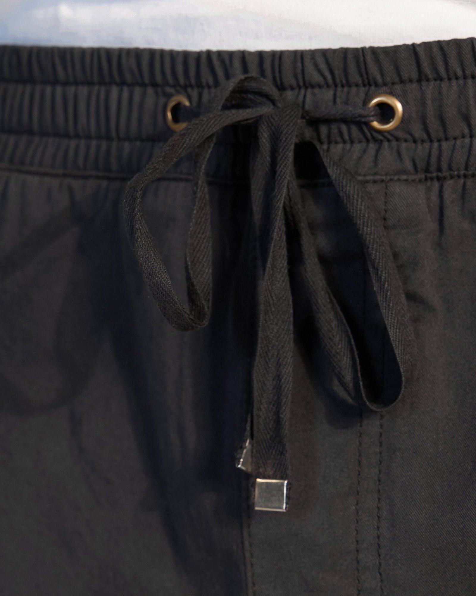 Pravah Trousers - Black - Image 5